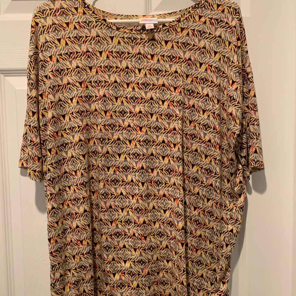 🌟🌟LulaRoe Irma🌟🌟3/$20 with bundle